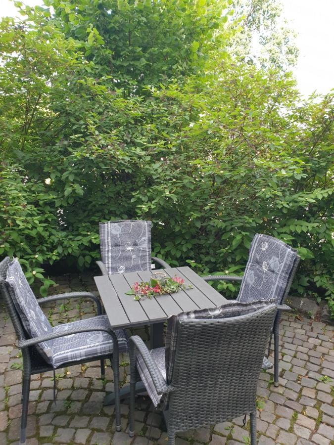 Neu Gemuetliche Ferienhaus Mit 3 Ferienwohnungen "Max " , " Leonore " Und "Beatrice" Hallenberg Bagian luar foto